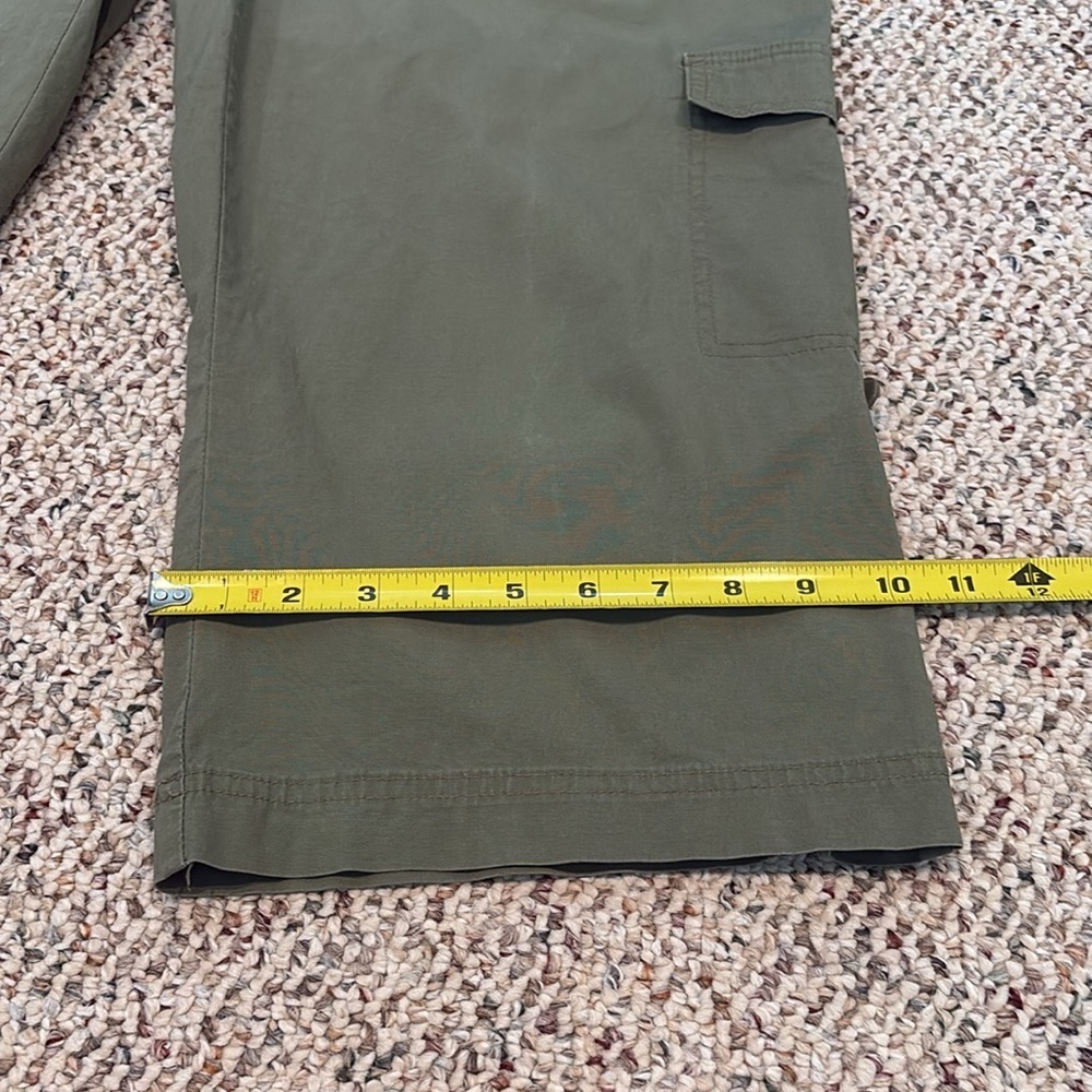 St. John's Bay Olive Green Hi Rise Pret Belted Wide Leg Utility Capris. Size 12 - Picture 12 of 14